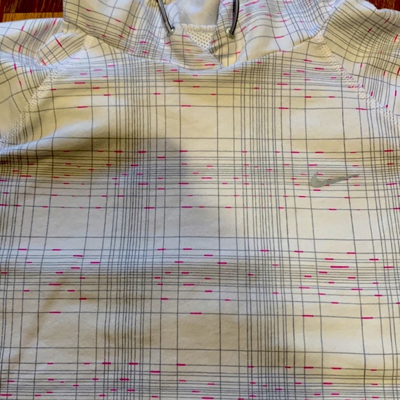 Nike Dri-fit - Picture 2 of 4